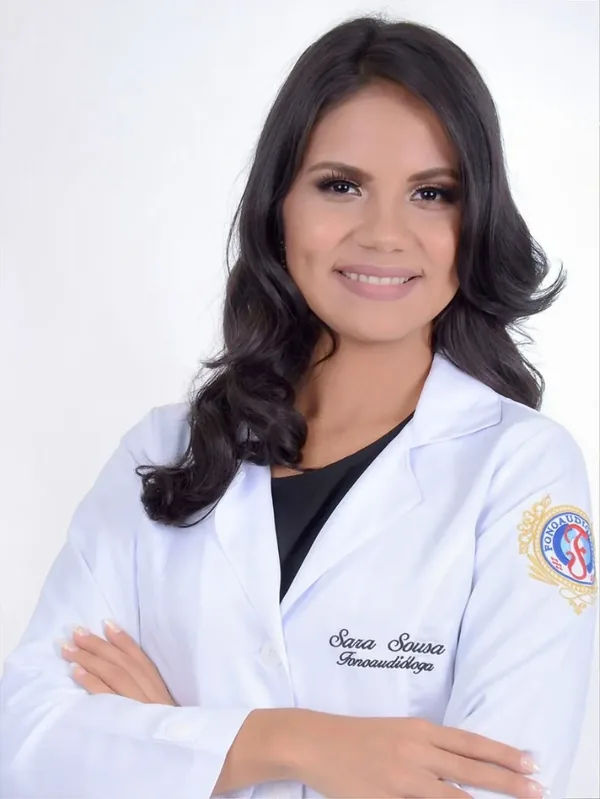 Sara Souza – Fonoaudióloga